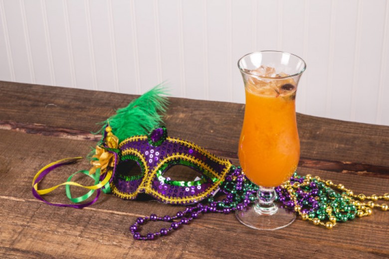 How To Make A Simple Hurricane Cocktail for Mardi Gras