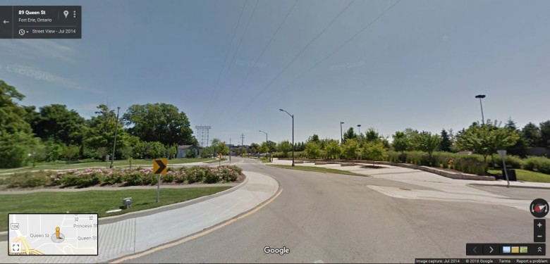 Take Queen Street loop, stay straight on Queen.