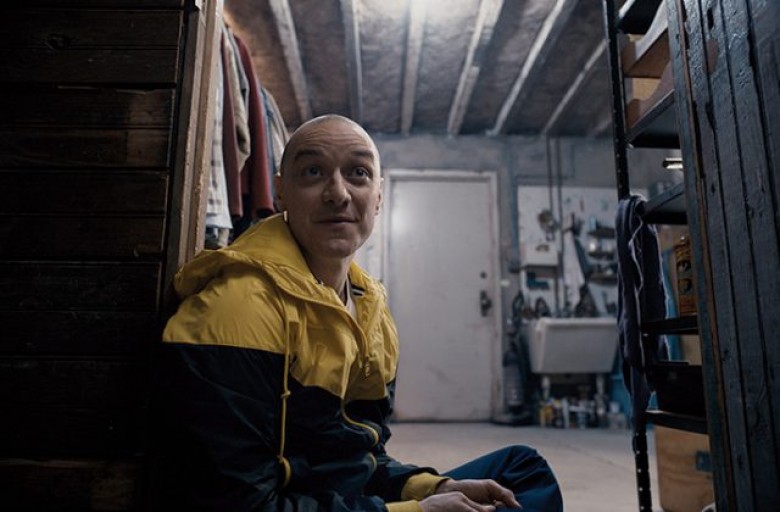 Writer/director/producer M. Night Shyamalan returns to the captivating grip of “The Sixth Sense,” “Unbreakable,” and “Signs” with “Split,” an original film that delves into the mysterious recesses of one man’s (JAMES MCAVOY) fractured, gifted mind. Here, 