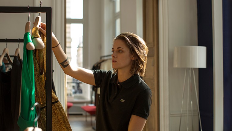 Kristen Stewart as Maureen Cartwright in Olivier Assayas’s PERSONAL SHOPPER. Photo by Carole Bethuel. Courtesy of IFC Films. An IFC Films release.