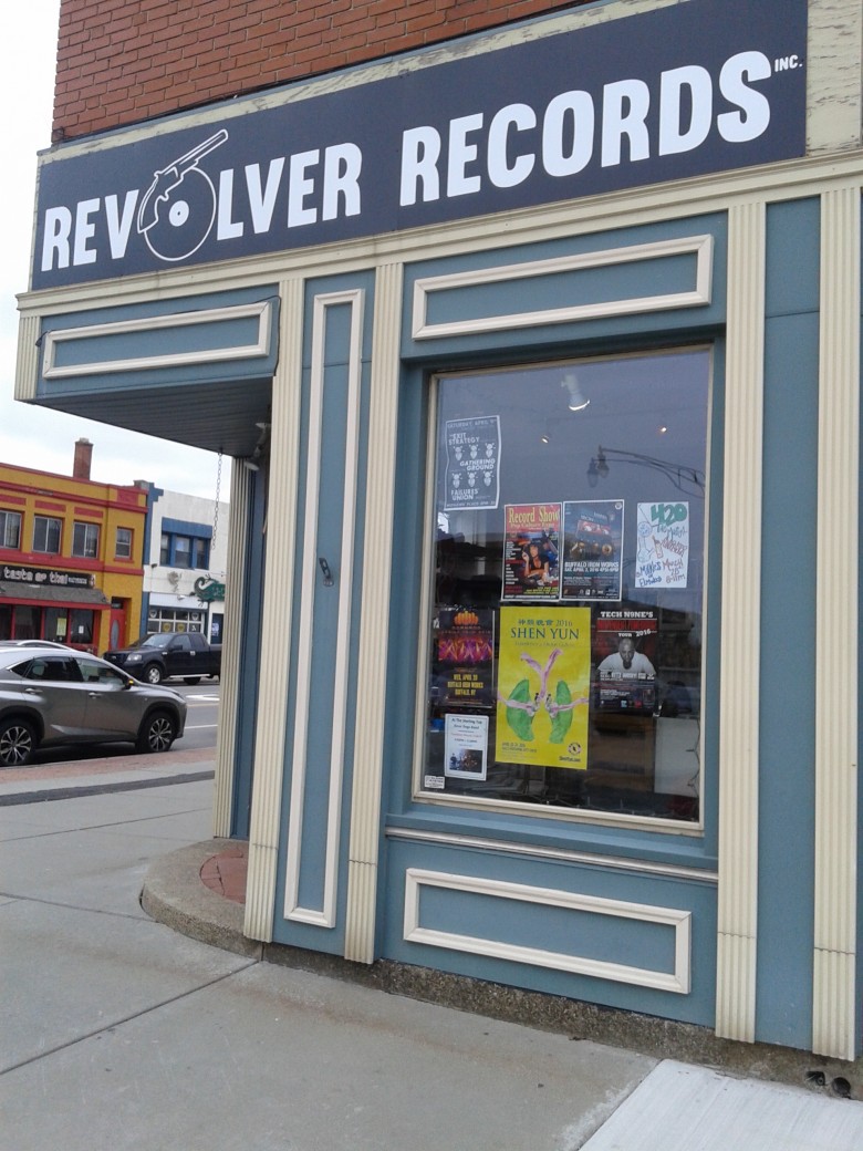 Revolver Records on Hertel