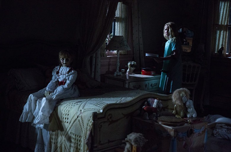 © 2017 WARNER BROS. ENTERTAINMENT INC. AND RATPAC-DUNE ENTERTAINMENT LLC Photo Credit: Justin Lubin Caption: (L-R) The Annabelle doll and TALITHA BATEMAN as Janice in New Line Cinema’s supernatural thriller “ANNABELLE: CREATION,” a Warner Bros. Pictures r