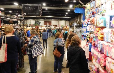 The Ultimate Holiday Shopping Experience