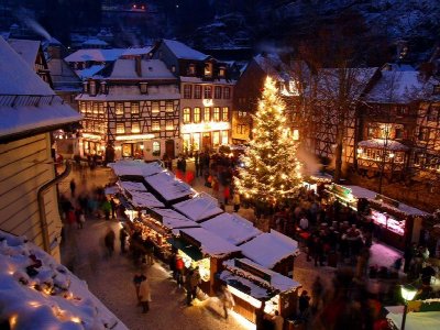 Shopping for the Christmas Spirit