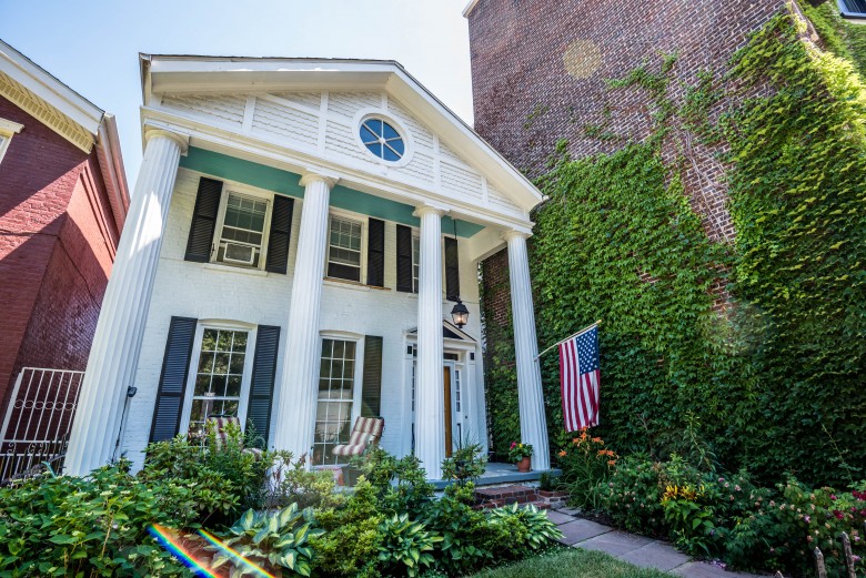 Johnson Park: Historic Homes And A Downtown Feel