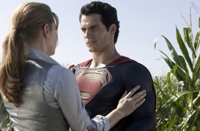 AMY ADAMS as Lois Lane and HENRY CAVILL as Superman 