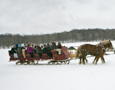 Horse-Drawn rides @ Hidden Valley | Feb 22 - 23  