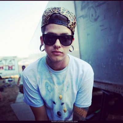 T. Mills @ Waiting Room
