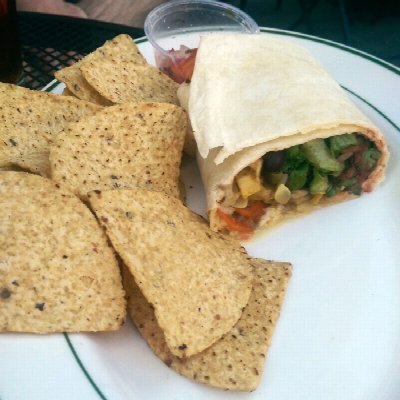 Macky’s Essex Street Pub