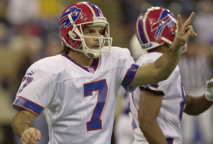 Former Bills QB Doug Flutie