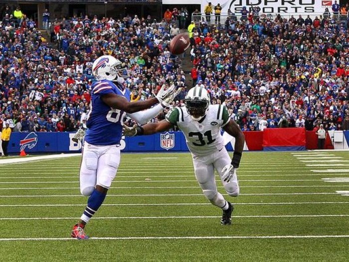 Bills WR Marquise Goodwin burning Jets CB Antonio Cromartie for a TD