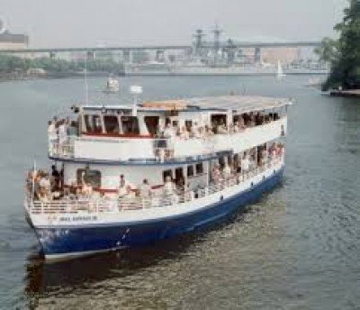 Landmark Cruise
