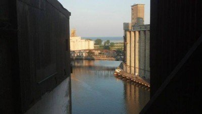 Sunset Silo City: Vertical