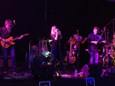 Country Night at Armor Inn Tap Room: Smokin' Gun