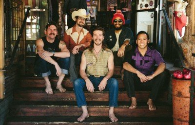 Whiskey Shivers & Billy Strings
