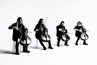 Apocalyptica Plays Metallica by Four Cellos