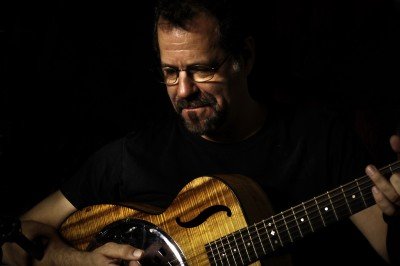 SONGWRITER CLIFF EBERHARDT W/SPECIAL GUEST LOUISE MOSRIE at PAUSA art house — Oct 19, 2018