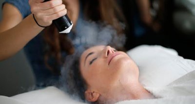 Cryo-Facials at renew