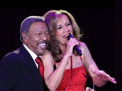 Marilyn McCoo & Billy Davis Jr. starring in "Up, Up & Away! Hits & Holidays"