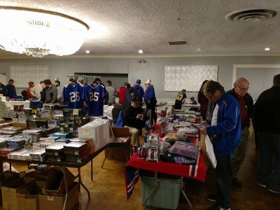 Beebe, Brooks to sign at Sports Card & Memorabilia Expo — Mar 31, 2019