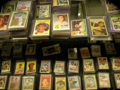 Leonard Post to host monthly sports card show