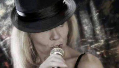 Patti Parks Returns to Rock The Rooster!