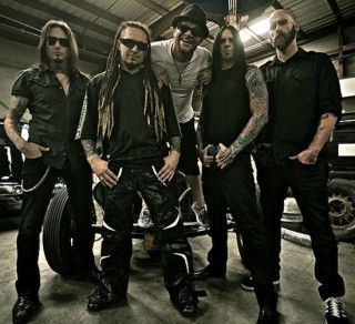 Five Finger Death Punch (Share the Welt Tour 2011)