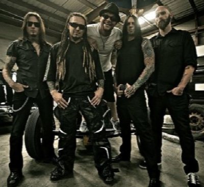 Five Finger Death Punch (Share the Welt Tour 2011) at The Rapids Theater — Nov 29, 2011