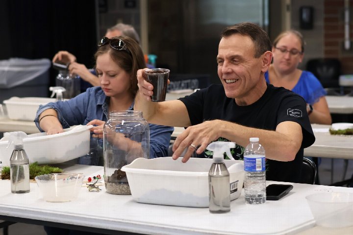 Terrarium Workshop at the Botanical Gardens