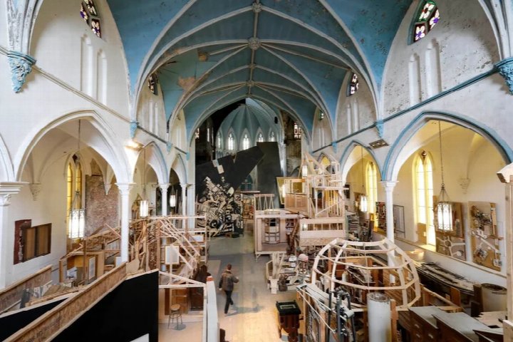 Tour the Assembly House