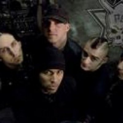THEORY OF A DEADMAN PRESENTED BY 103.3 WEDG w/ Pop Evil, Stellar Revival