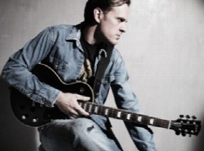 JOE BONAMASSA at Shea's Performing Arts Center — May 9, 2014