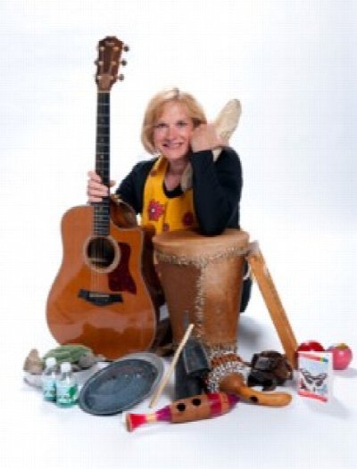 Susie Rozler, Mama Earths Kitchen Show Band — Aug 9, 2014