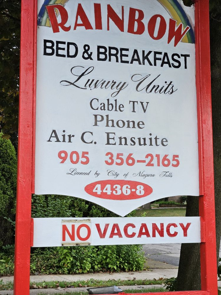 Rainbow House Bed & Breakfast